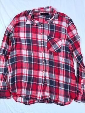 Aeropostale Red and Navy Plaid Button-Up Shirt XL